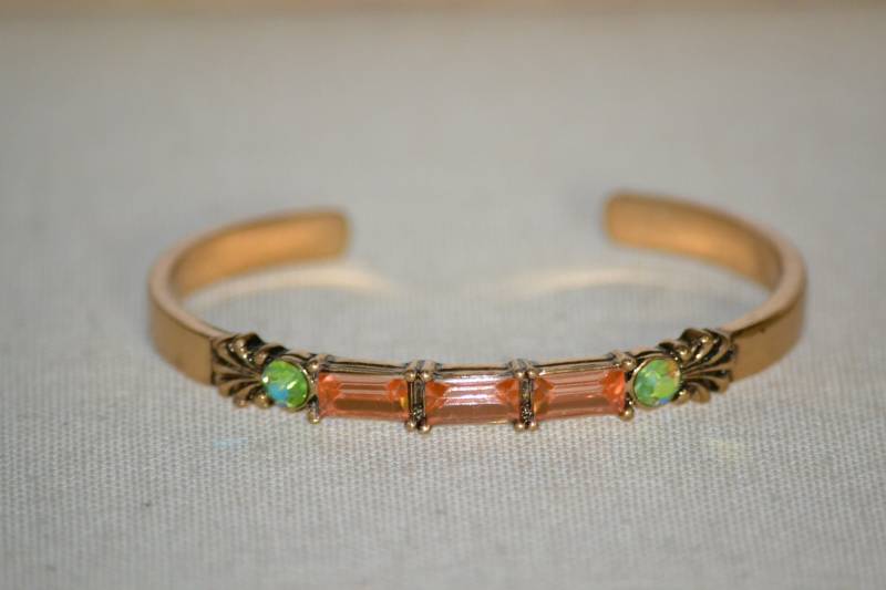 Gold Offene Armreif Stapel Grün Strass Kristall Art Deco von Artikmod