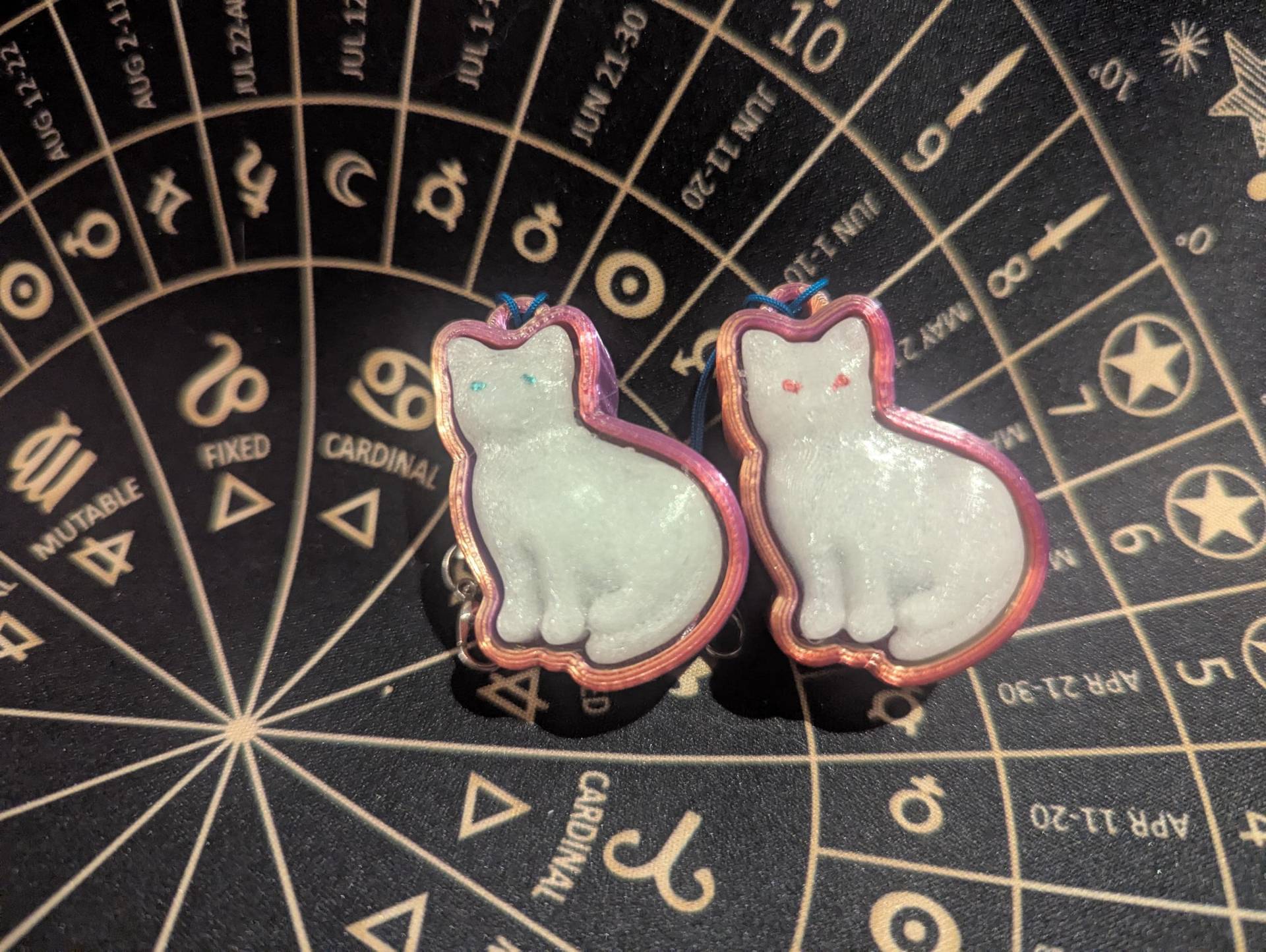 Glow in The Dark Kitten-Fidget Clicker | 3D Gedruckte Fidget von ArtioneryMischu