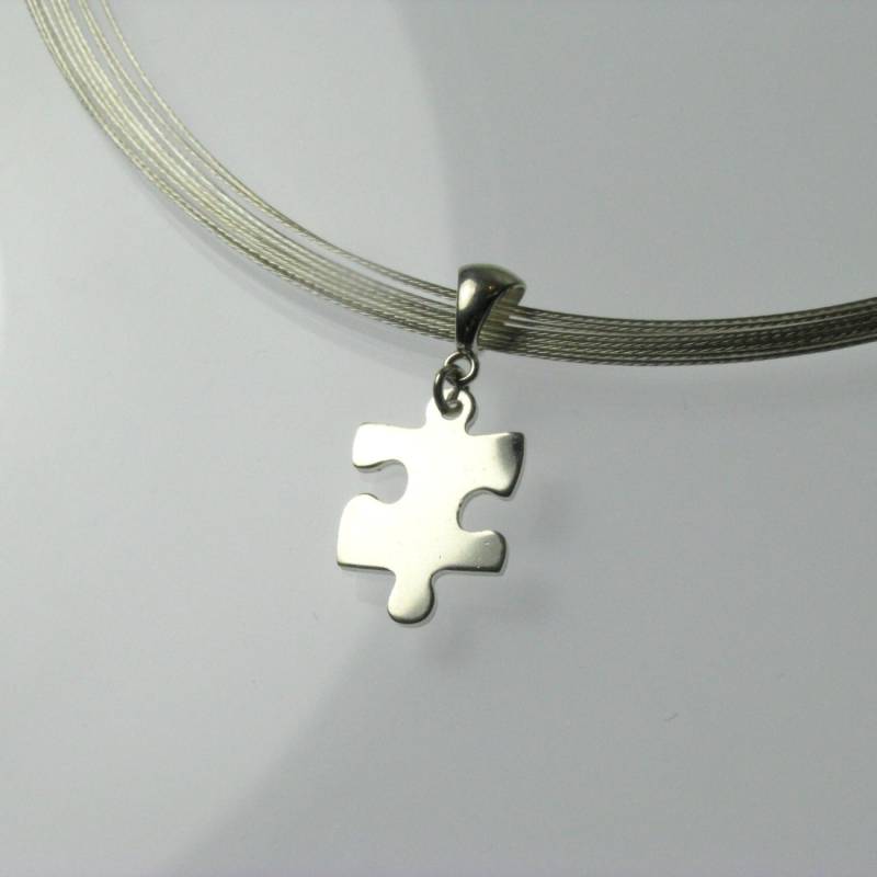 Sterling Silber Puzzle Stück Pendent Auf Mehradrigen Kabel Neckring Für Autismus Daher Sterling Silber Puzzle Stück Pendent Auf Mehradrigen Kabel Neckring Für Autismus Daher von ArtisanForAutism