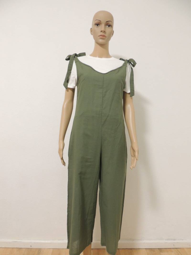 Culotte-Overall Mit Weitem Bein, Jumpsuit V-Ausschnitt Und Seitentaschen, Freizeitmode von ArtisanWithPassion