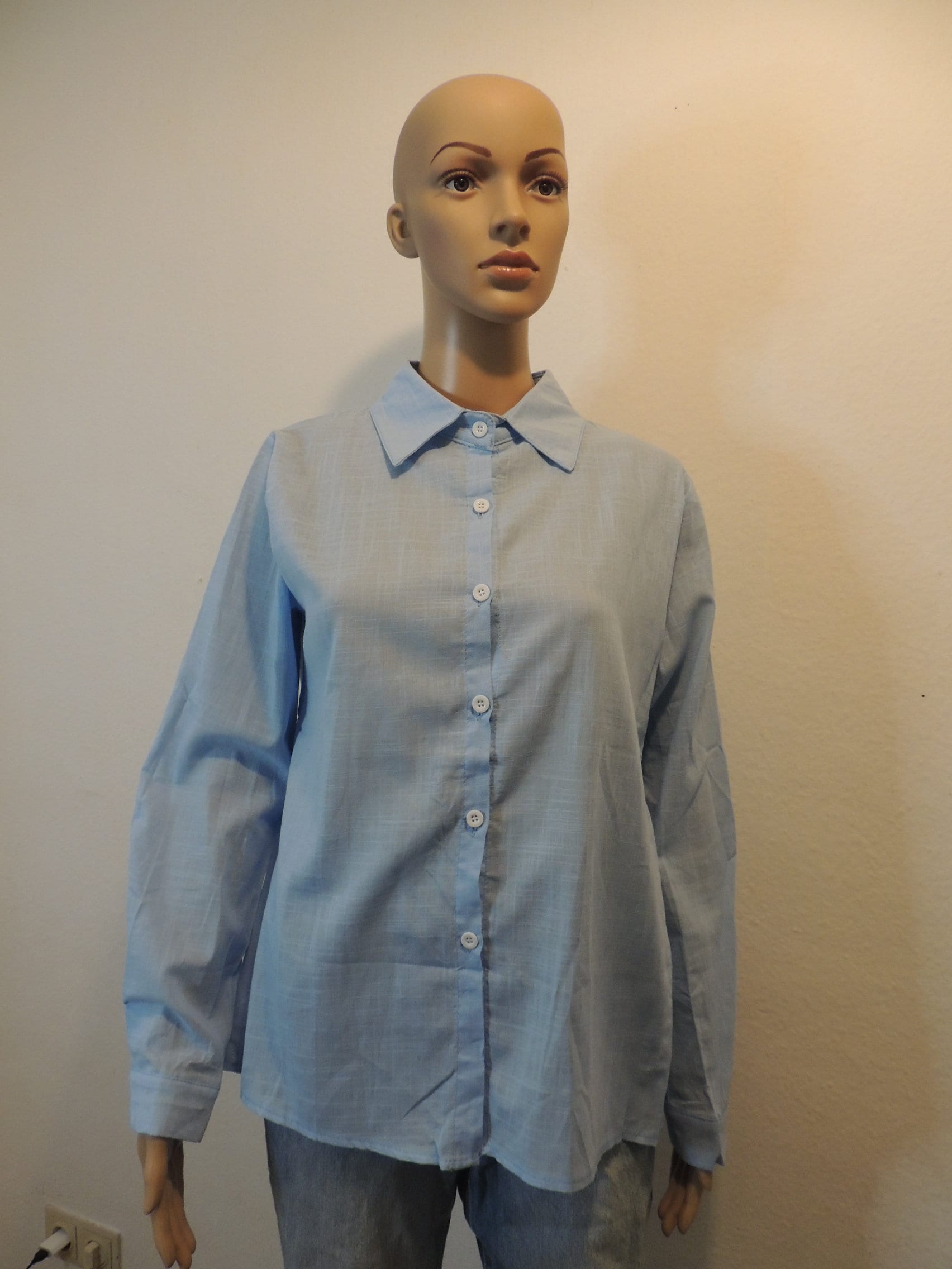 Elegante Hemdbluse Mit Langarm, Sommerbluse Knopfleiste in Blau von ArtisanWithPassion