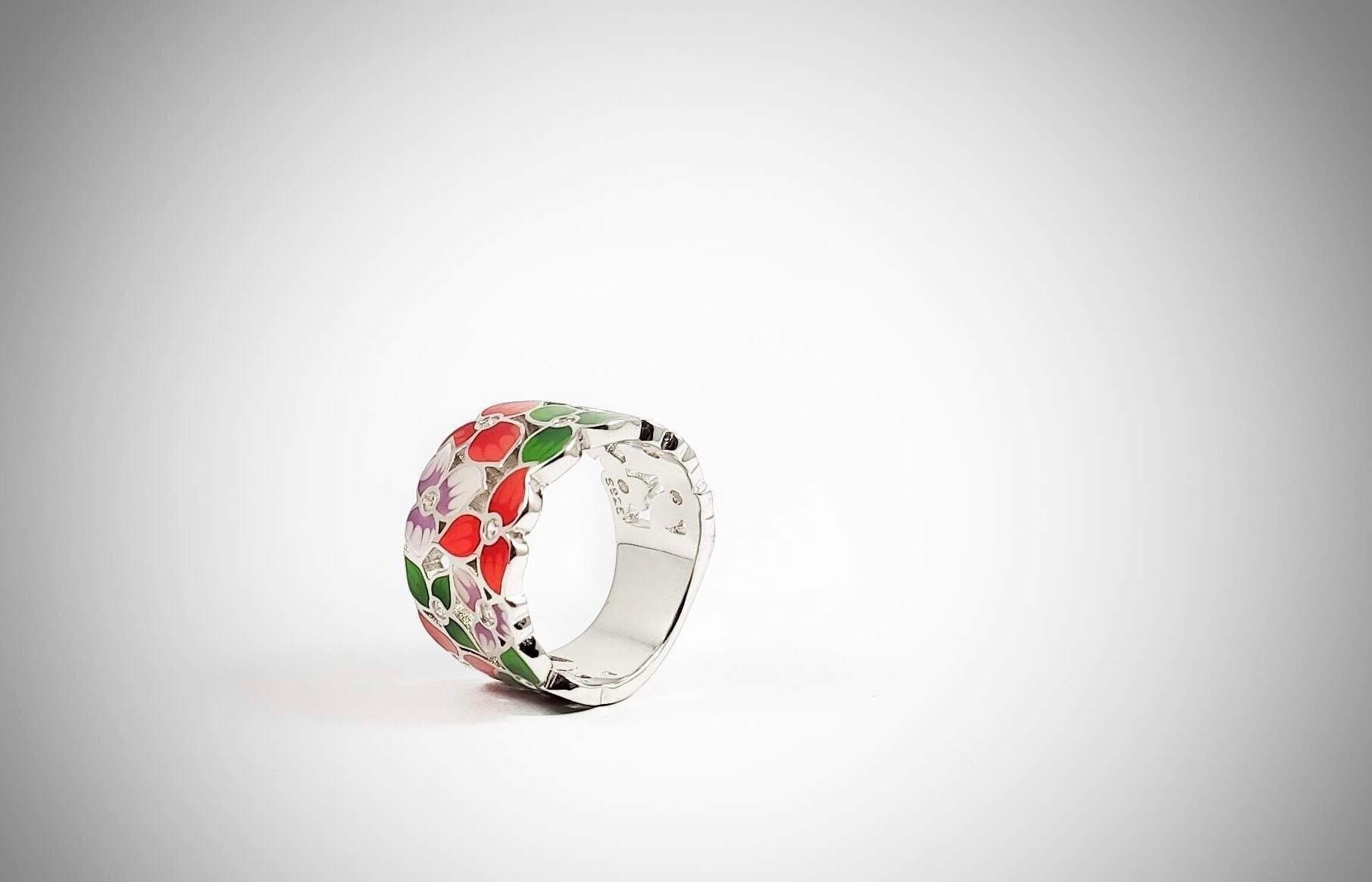 Emaille-Mohnblume Ring, Silber Zirkon Rhodiniert Stapelbar Bandring, Blumen-Cocktail-Ring, Bunter Blumenring, Art-Deco-Ring von ArtissimoArtGallery