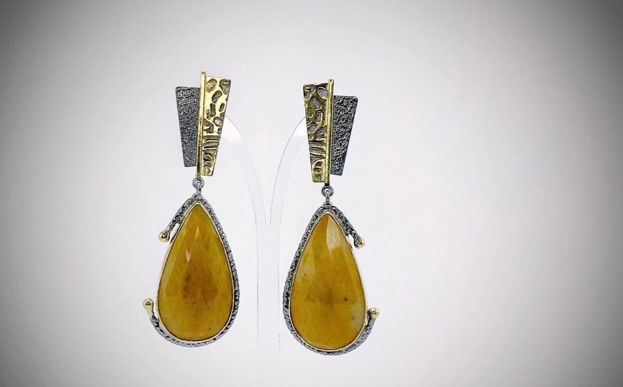 Gelbe Saphir Ohrringe, Silber Tropfen 24K Vergoldung Schwarze Rhodium Ovale Weihnachtsgeschenk von ArtissimoArtGallery