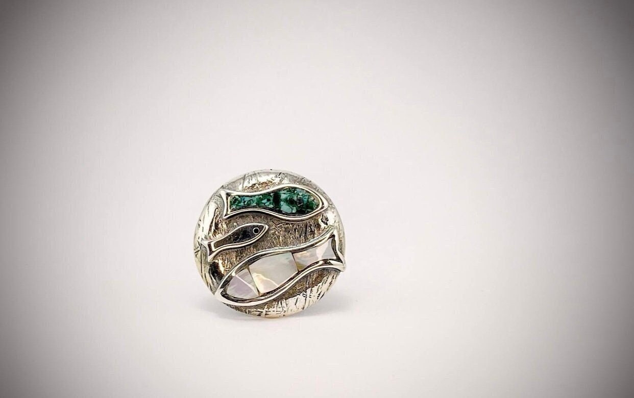 Schwimmen Fisch Ring, Silber Türkis Perlmutt Statement Ozean Cocktail Oval Jahrestag Geschenk, Geschenk Für Frau von ArtissimoArtGallery