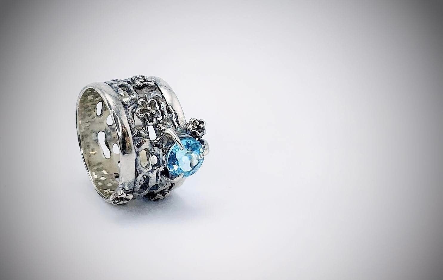 Silber Band Ring, Blauer Topas Blume Marquise Verlobungsring Art Deco, Statement Schmuck, Weihnachtsgeschenk, Jahrestagsgeschenk von ArtissimoArtGallery