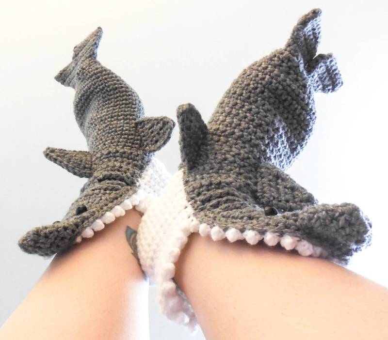 Damen Hai Socken - Erwachsene Damengrößen 4-10 Gehäkelte Hausschuhe von ArtistBeeBee