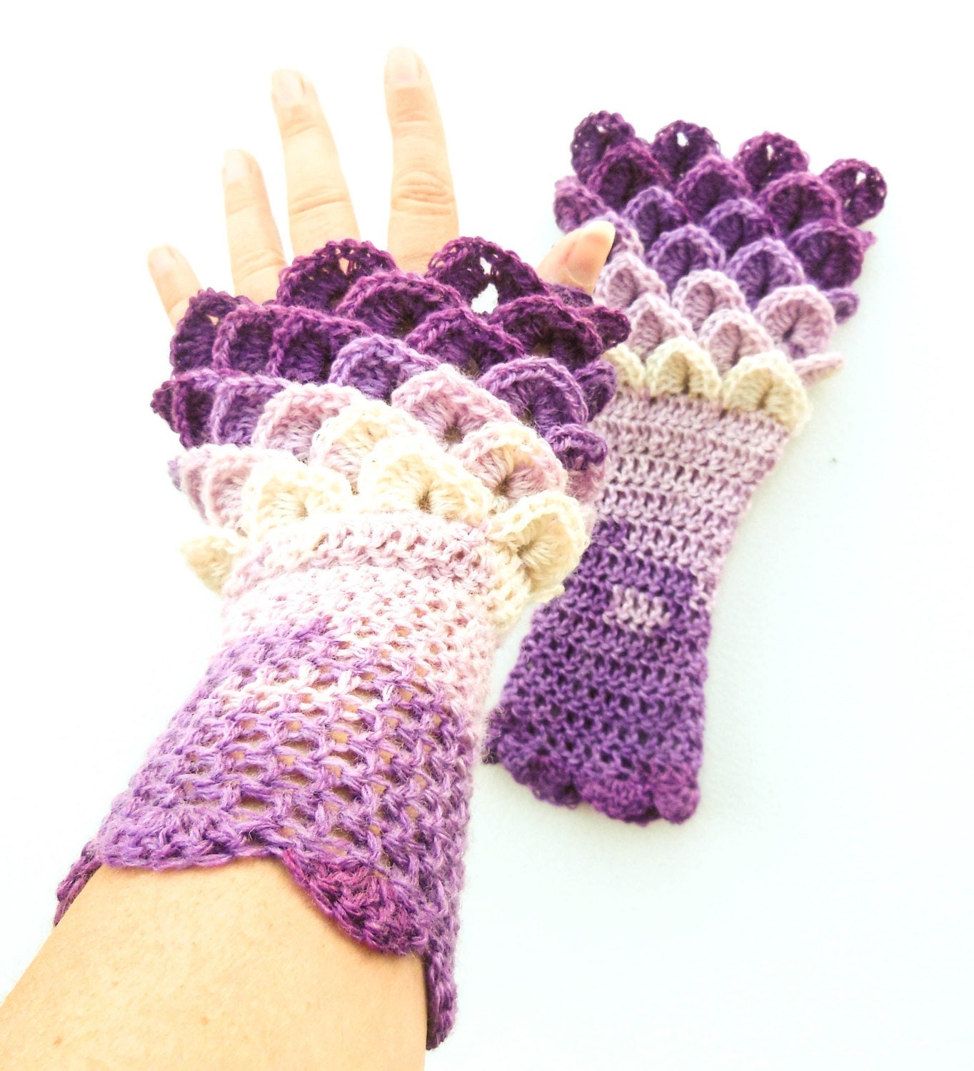 Drachenschuppen Armstulpen - Krokodil Stich Handschuhe Damengrößen Gehäkelte Angora von ArtistBeeBee