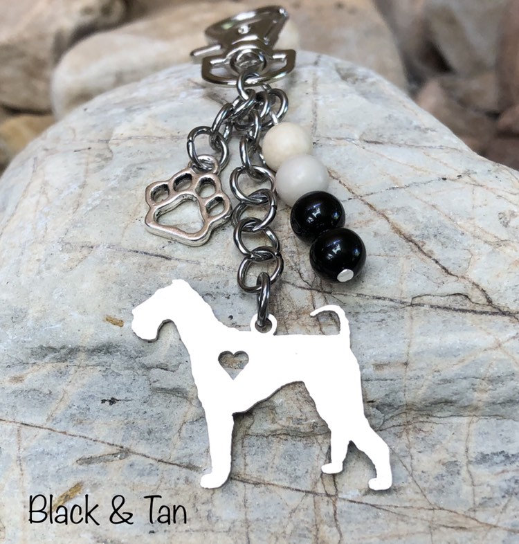 Airedale Terrier Hund Schlüsselanhänger, Edelstahl Edelstein Taschenanhänger, Schmuck, Haustier Andenken, Weihnachtsgeschenk von ArtistCreationsKaren