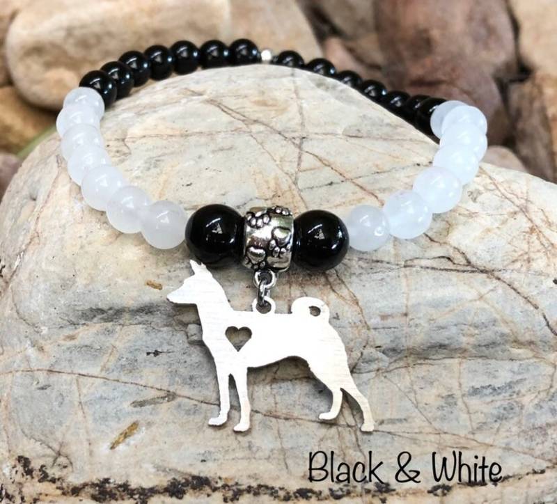 Basenji Hundearmband, Edelstein Tiermotiv, Schmuck, Perlenschmuck, Weihnachtsgeschenk Basenji Hundearmband, Edelstein Tiermotiv, Schmuck, Perlenschmuck, Weihnachtsgeschenk von ArtistCreationsKaren