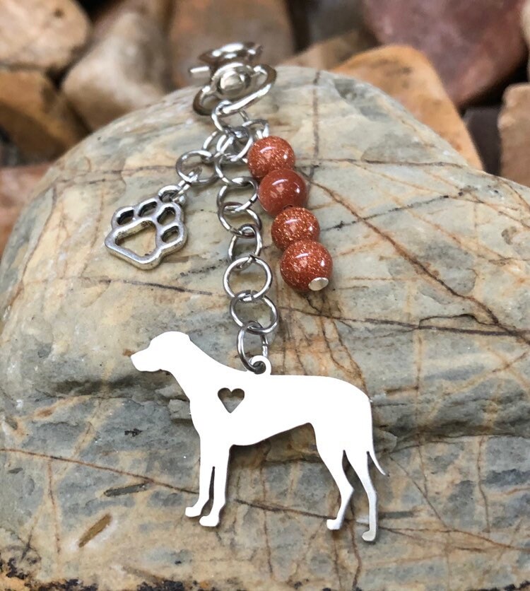 Rhodesian Ridgeback Edelstein Schlüsselanhänger - Hund Taschenanhänger Tierandenken Schmuck von ArtistCreationsKaren
