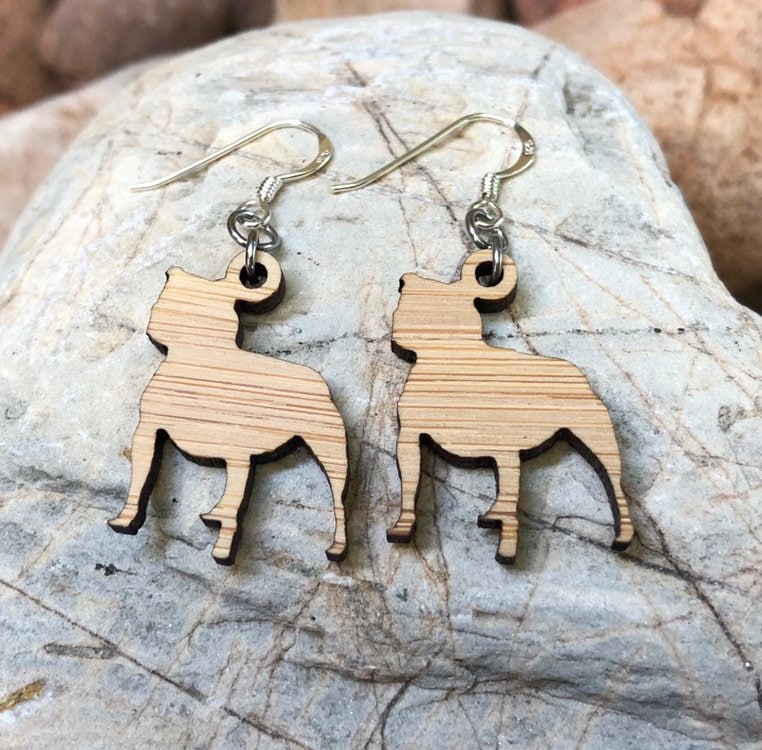 Staffordshire Terrier Hundeholzohrringe, Tropfenohrringe, Hundeohrringe, Hundeliebhaberschmuck, Hundegeschenk, Staffyschmuck, Haustier, Weihnachten Staffordshire Terrier Hundeholzohrringe, Tropfenohrringe, Hundeohrringe, Hundeliebhaberschmuck, Hundegeschenk, Staffyschmuck, Haustier, Weihnachten von ArtistCreationsKaren