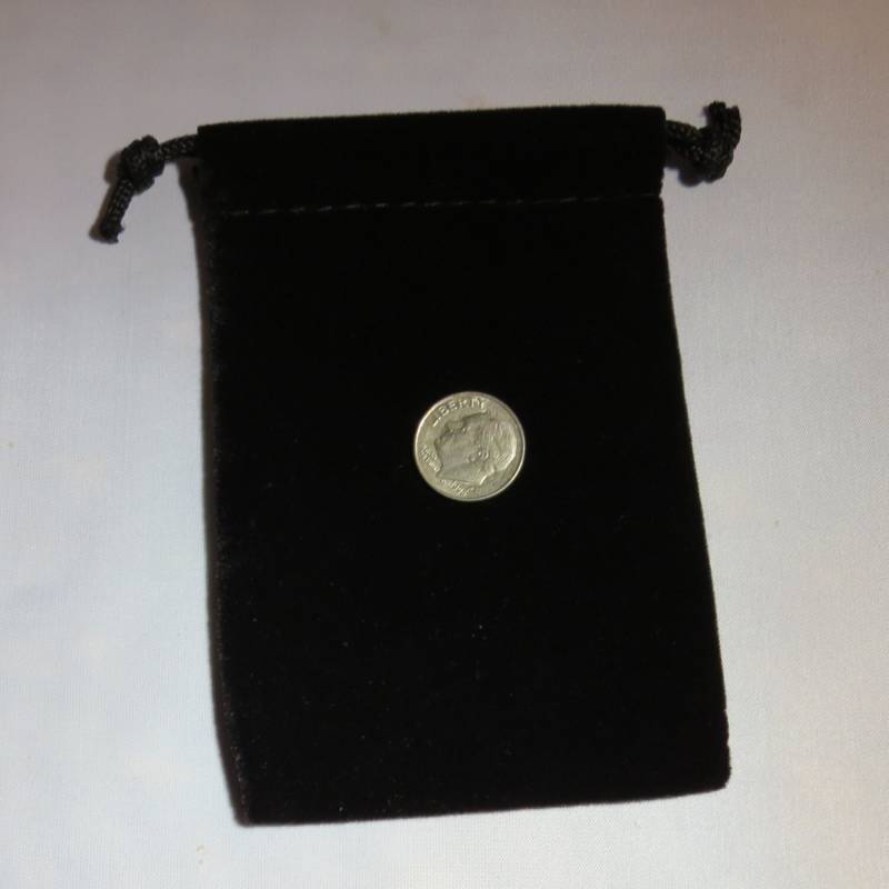 4 Samt Kordelzugsäckchen Ca. 4"x 3" von ArtisticJewelrybyPLT