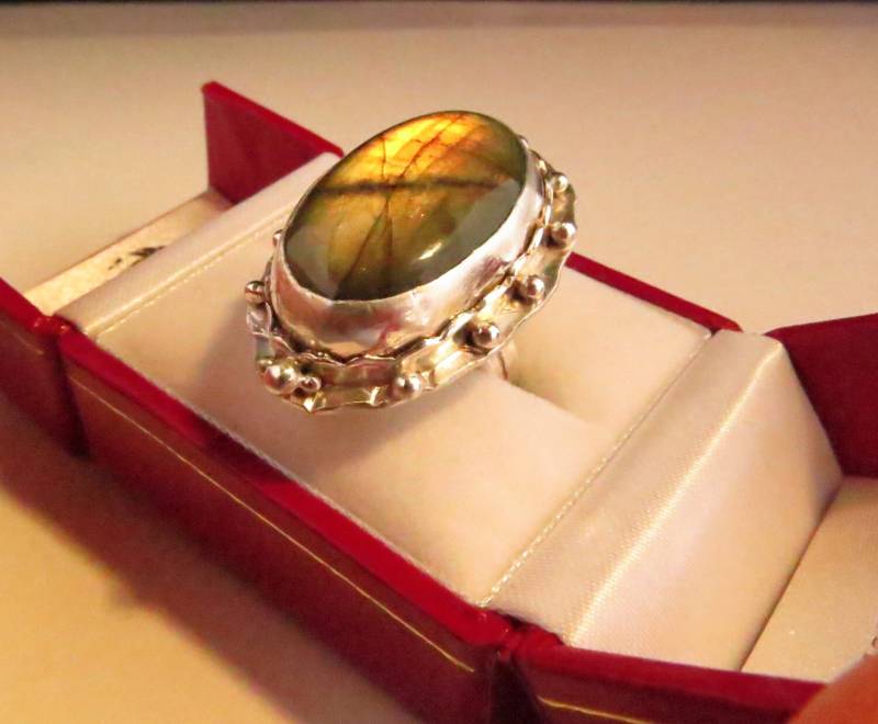 Labradorit Und Sterling Silber Ring von ArtisticJewelrybyPLT