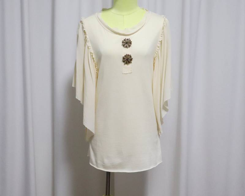 Erica Cavallini Bluse Mit Ausgestellten Seidenärmeln | Vintage Semi-Couture Beige Dekorativen Knöpfen Größe S Made in Italy von ArtisuStudio