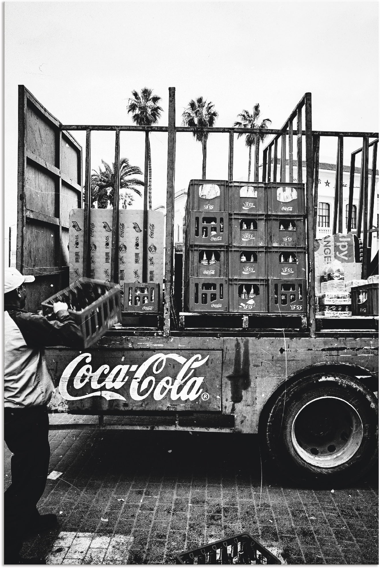 Artland Wandbild "CocaCola-LKW in El Jadida - Marokko", Auto, (1 St.), als Alubild, Outdoorbild, Leinwandbild, Poster, Wandaufkleber von Artland