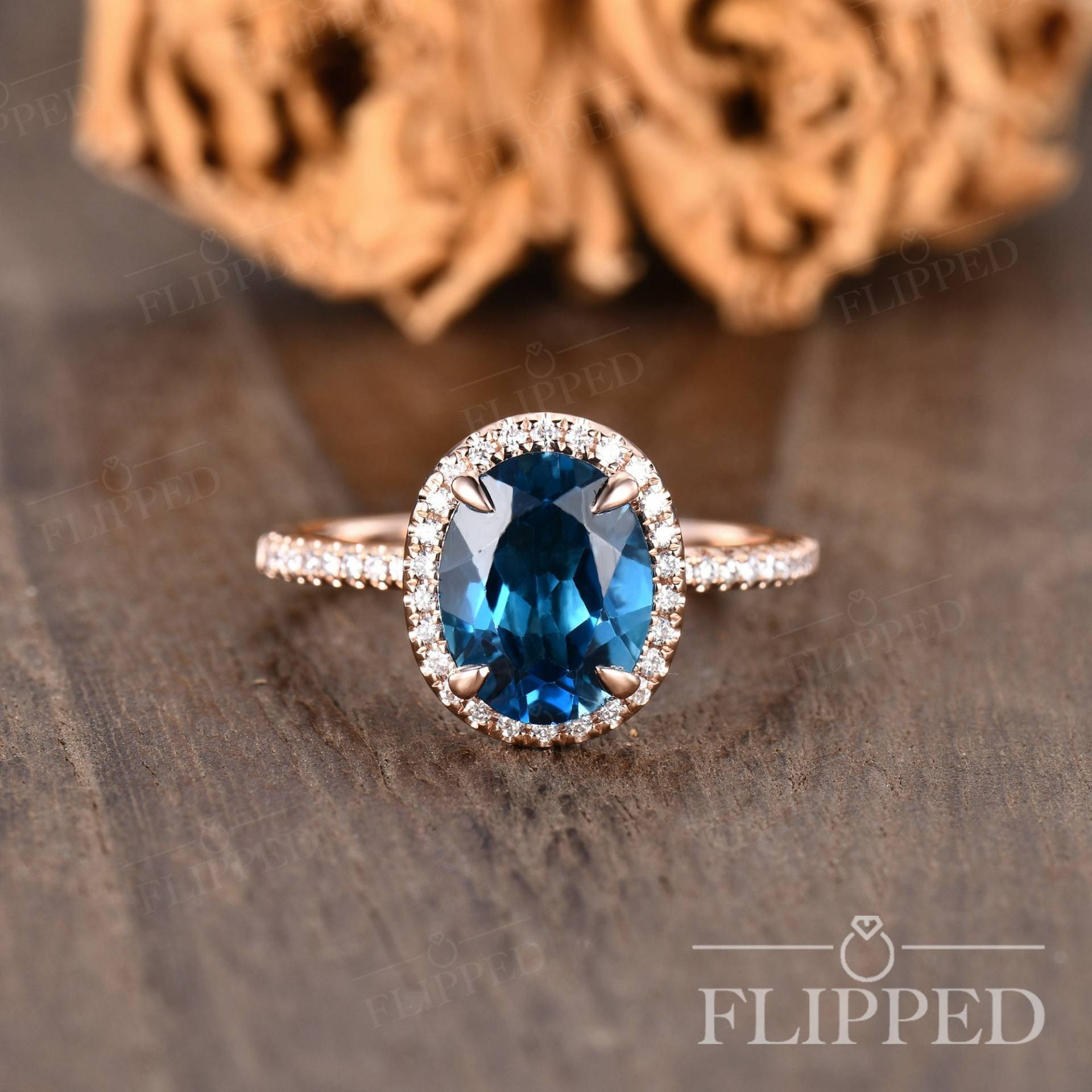 2.5Ct Oval Londoner Blautopas Verlobungsring 7x9mm Ovalschliff Ehering Halo Diamant Halb Eternity Versprechen Täglicher Ring Für Sie von ArtlandUS