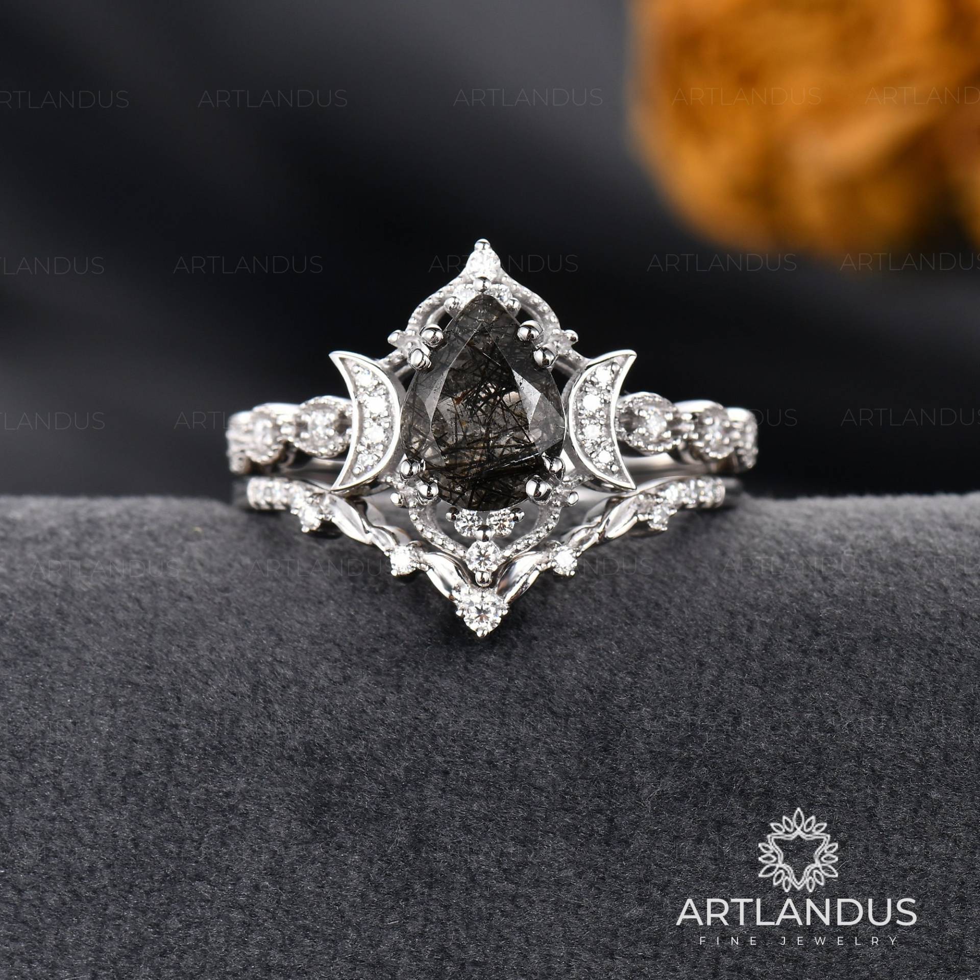 Einzigartige Schwarze Rutilquarz Verlobungsring Set Vine Braut Rose Gold Kristallring Birnenförmiger Ring Marquise Moissanite Band Antik von ArtlandUS