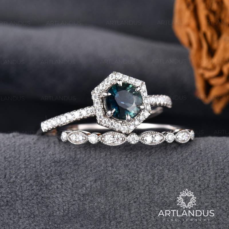 Natürliche Montana Saphir Verlobungsring Set Grüner Ring Weißgold Hexagon Diamant Halo Teal September Birthstone Ehering von ArtlandUS
