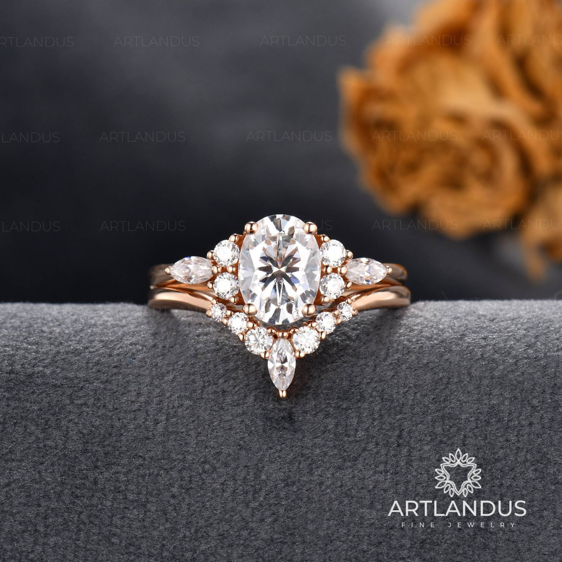 Oval Moissanite Verlobungsring Set 2 Stück Rose Gold Art Deco Diamant Cluster Braut Marquise Cut Stacking Passendes Band Versprechen Geschenk von ArtlandUS