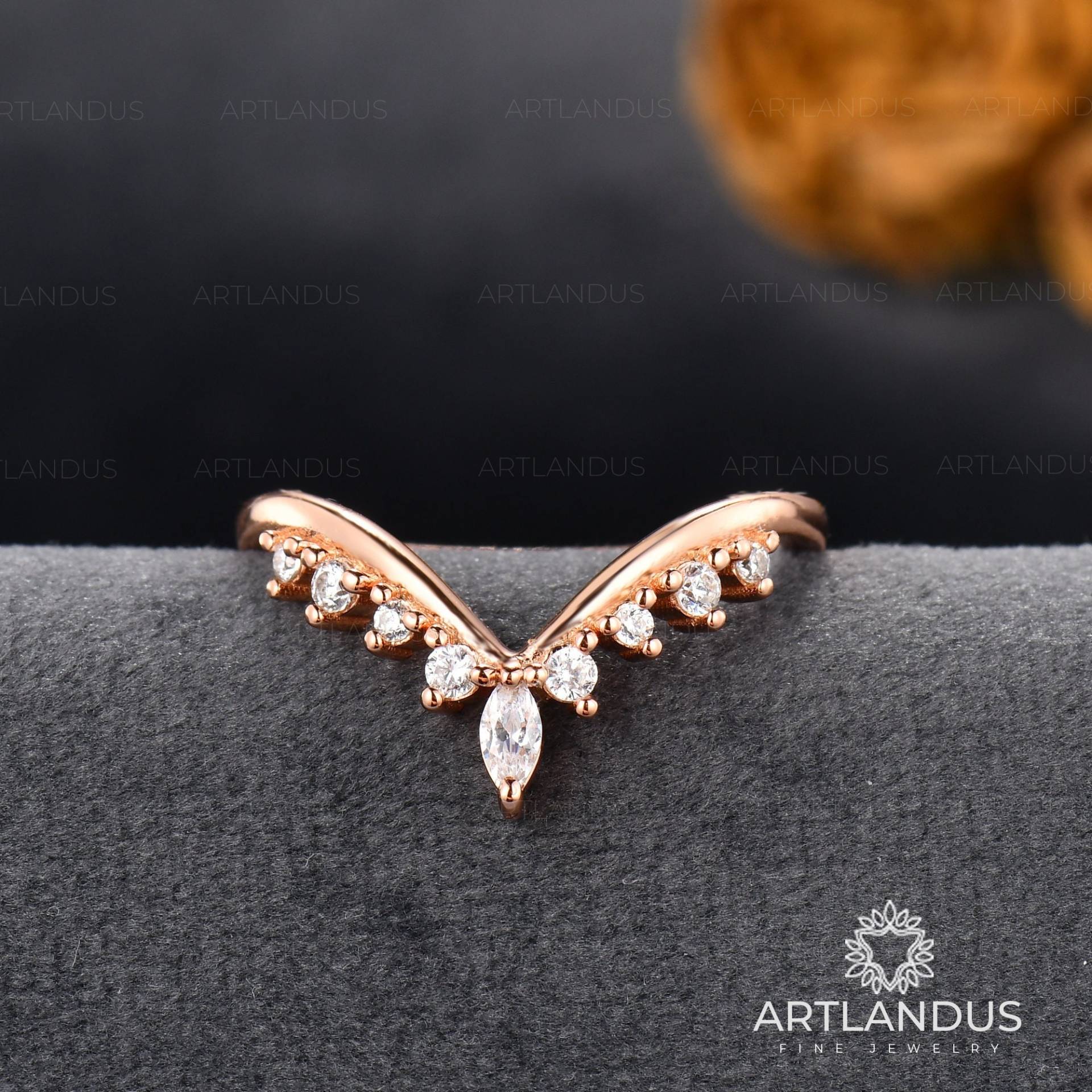 Weißgold Ehering Frauen Gebogener Marquise Moissanit Ring Vintage Inspiriert Cluster Custom Fit Chevron V Förmiger Versprechen Braut von ArtlandUS