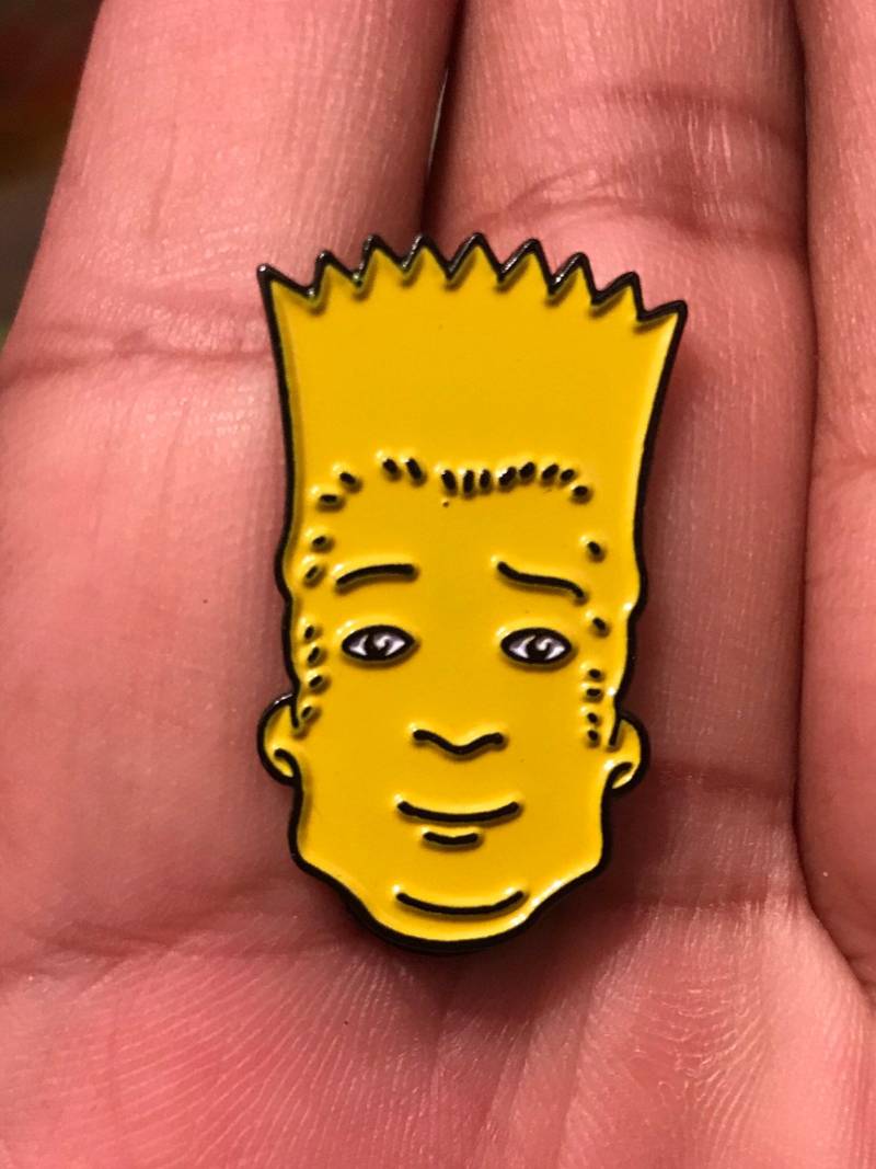 Bobby Simpson Emaille Pin in Zusammenarbeit Mit @pinlord Bobby Simpson Emaille Pin in Zusammenarbeit Mit @pinlord von ArtofDrewLopez