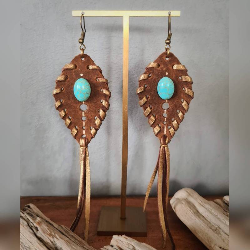 Handmade Boho Hippie Ohrringe Aus Echtem Leder von ArtsandcraftsByJunyi