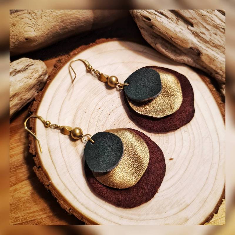 Handmade Vintage Ohrringe Hippie&boho Aus Echtem Leder Handmade Vintage Ohrringe Hippie&boho Aus Echtem Leder von ArtsandcraftsByJunyi