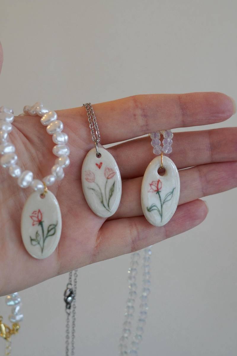 Handgemachte Anhänger Halskette Keramik Charms Vintage Perlenhalsband Geschenk Сeramic Pendant Handmade Jewelry Gift For Her Handgemachte Anhänger Halskette Keramik Charms Vintage Perlenhalsband Geschenk Сeramic Pendant Handmade Jewelry Gift For Her von ArtstudioLiebeLiebe