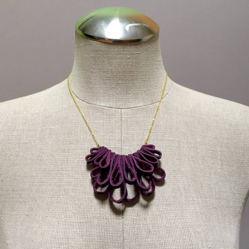 Lila Leder-Anweisung Halskette - 3D Recycling von ArtsyIntuition