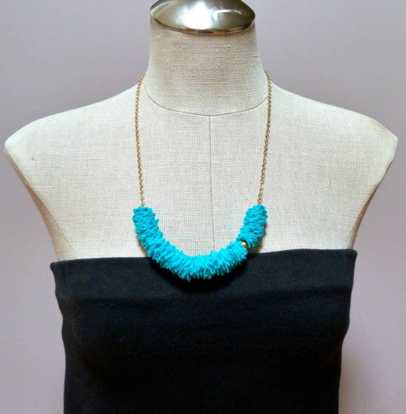 statement Kette - Aqua Repurposed Eco Friendly von ArtsyIntuition