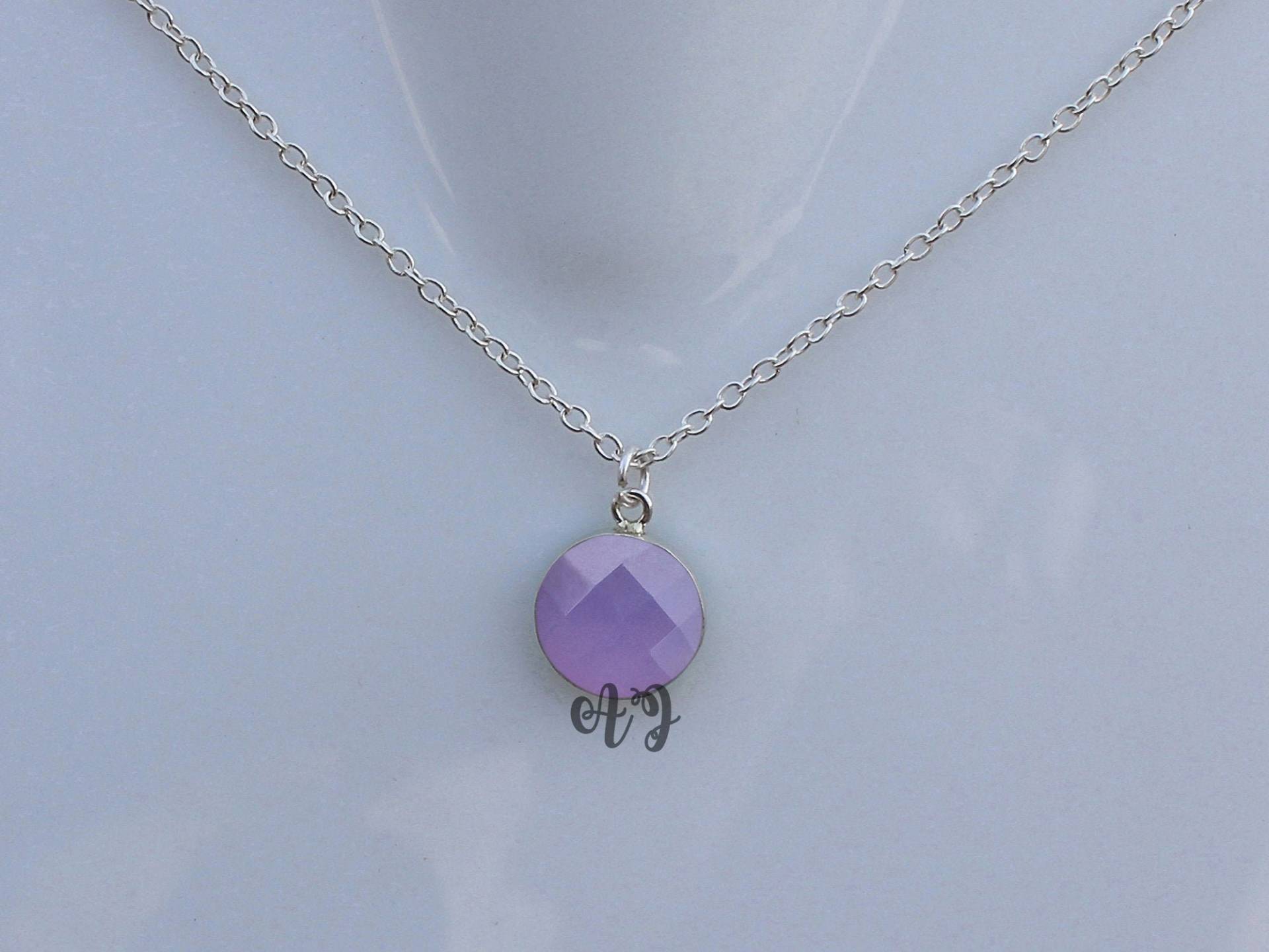 Lavendel Hydro Quarz 8mm Runde Checker Cut 925 Sterling Silber Überzogene Spannzange Einstellung Lünette Anhänger Kette Halskette-Großhandel Schmuck von ArtsyjewelsForyou