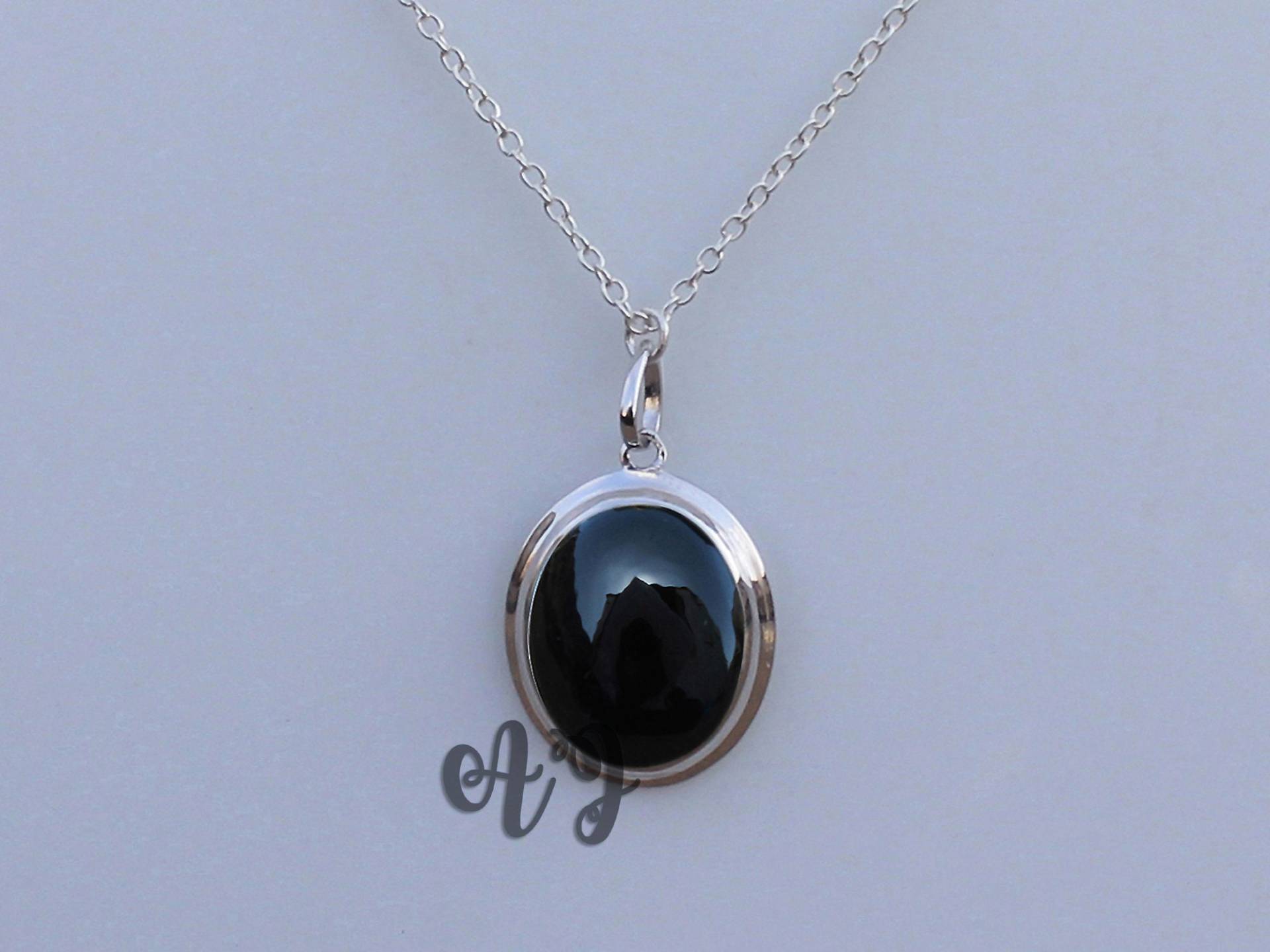 Schwarzer Onyx 16x20mm Oval Cabochon 925 Sterling Silber Rhodium Überzogene Lünette Anhänger Kette Halskette-Aaa Hochwertige Halskette von ArtsyjewelsForyou