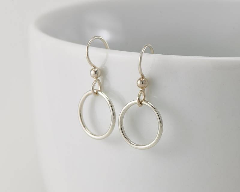 Kleine Hoop Ohrringe - Sterling Silber Schlichte Kreis Hoops - Alltägliche Hoops von Artulia
