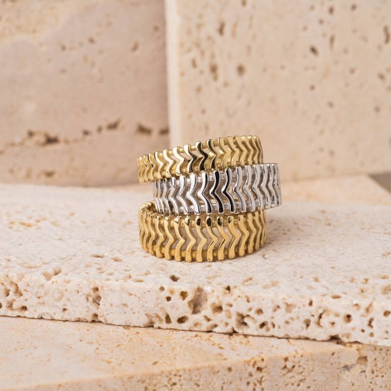 14K Solid Gold Herringbone Ring Chunky Fishtail Band von ArvaJewels