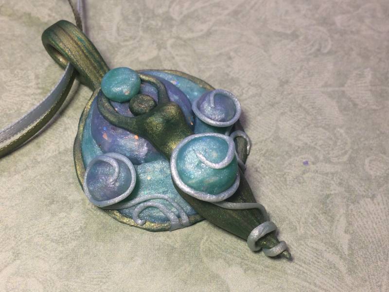 Wassergöttin Anhänger von ArwenDelyonWorks