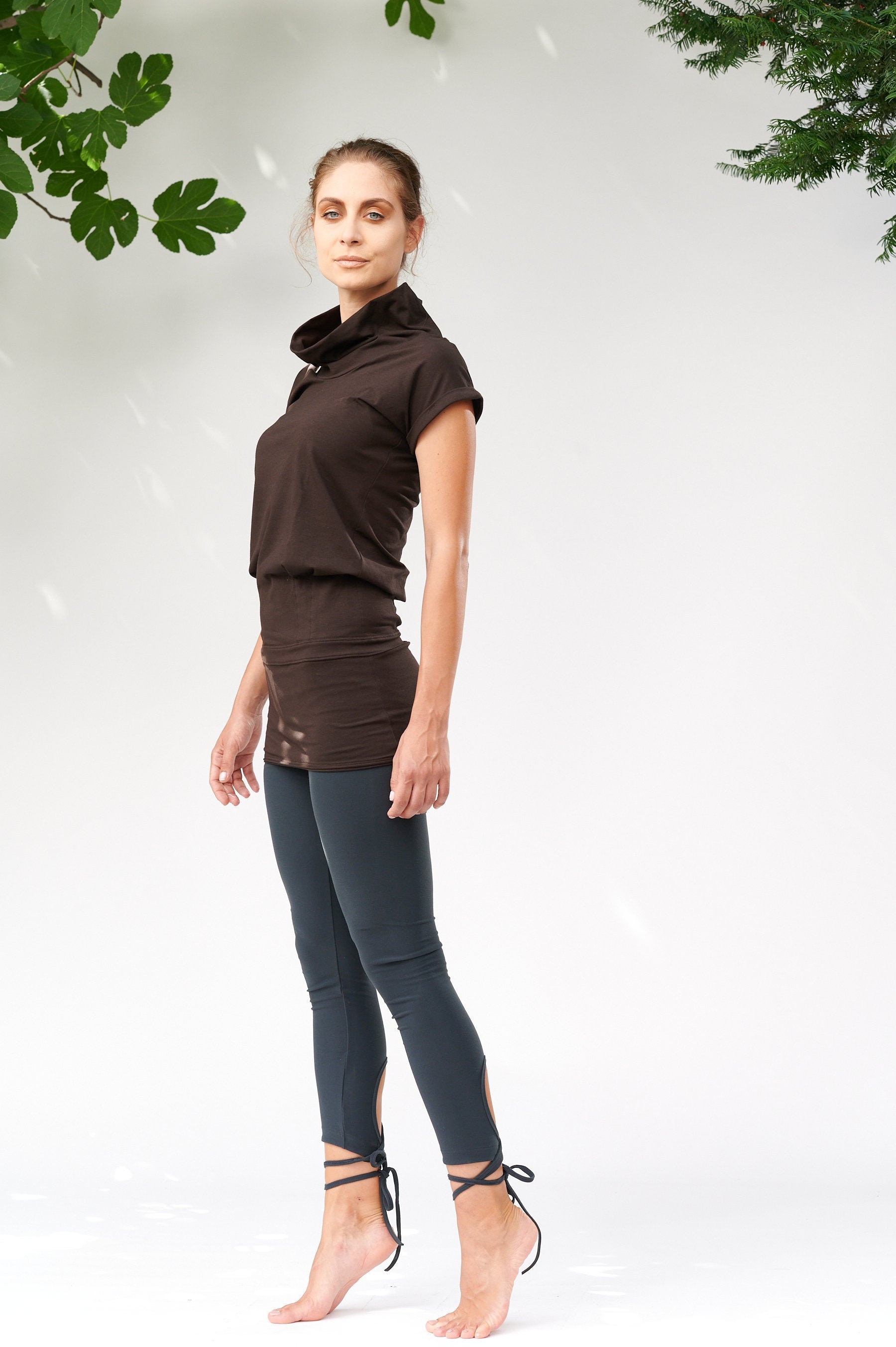 Dunkelbraunes Yoga Tunika Top/Geschenk Für Sie Damen Kleidung Arya Capped Sleeves Lässige Bluse Von Aryasense Tty14Drbr von AryaSense