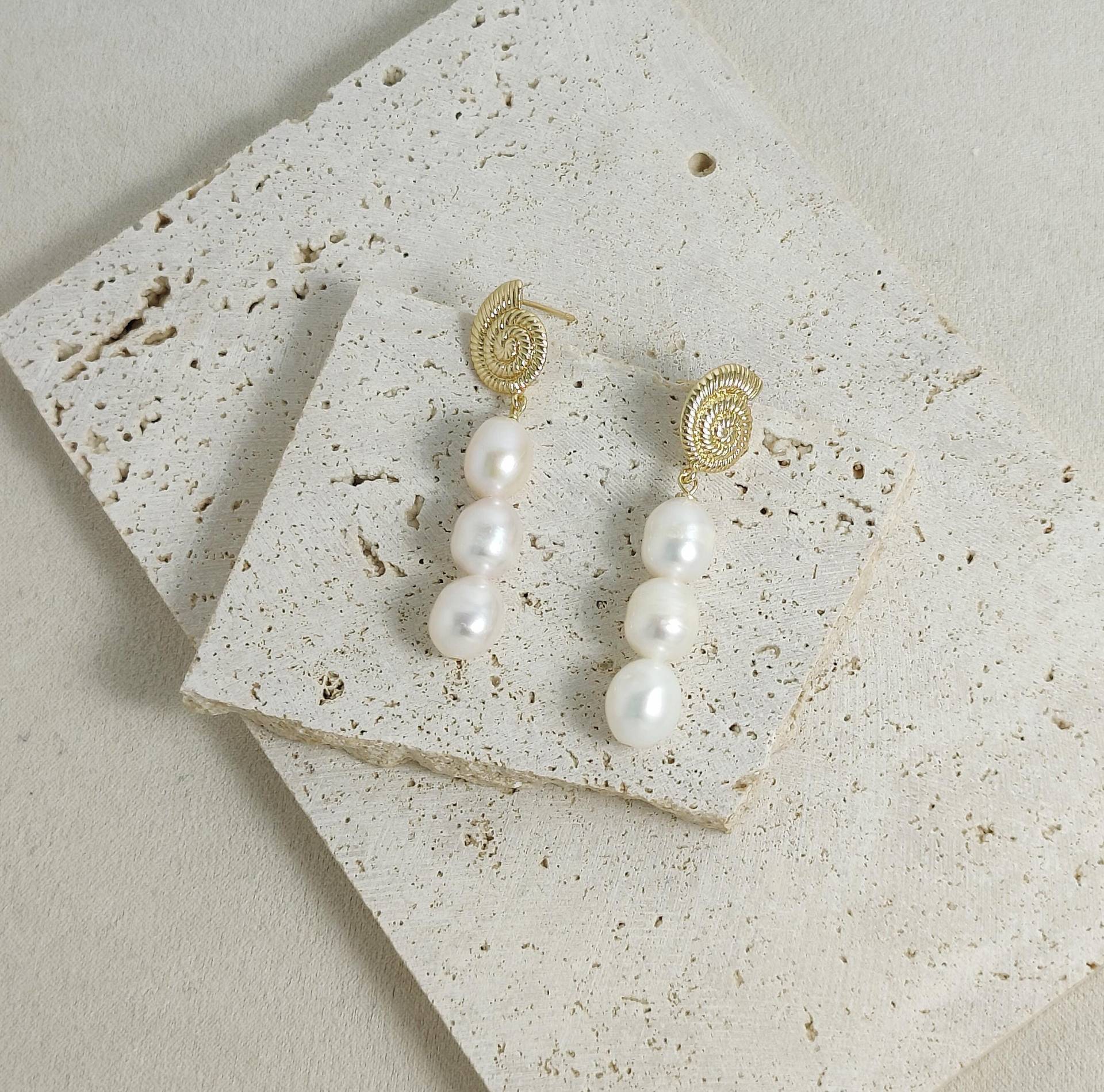 Ohrringe Mit Süßwasserperlen von AsBoldAsJewelry