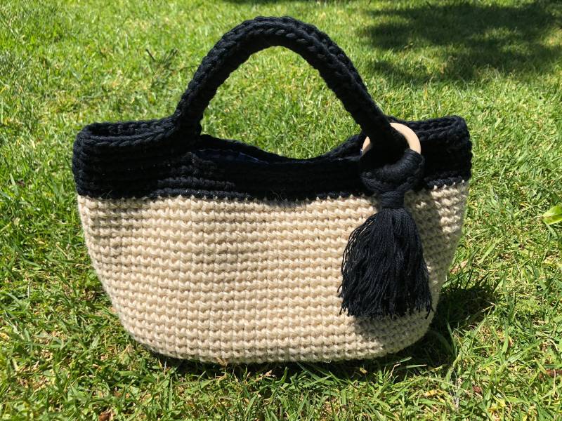 Häkeln Sie Hanf Garn Einkaufstasche, Handgemachte Natürliche Quaste von AsaCoCraft