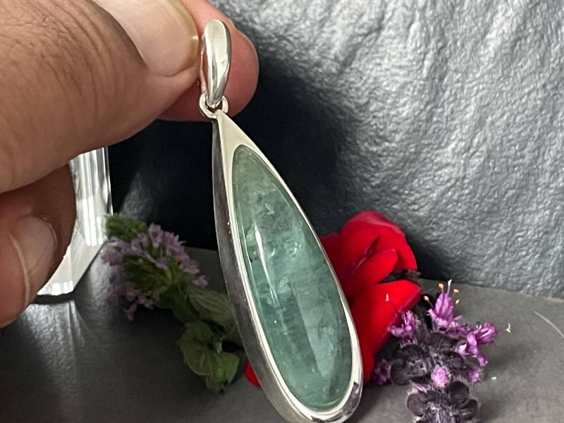 Besonderer Aquamarin Anhänger Mit Aussergewöhnlichem Design in Silber | 925 Sterling von AscadeInternational
