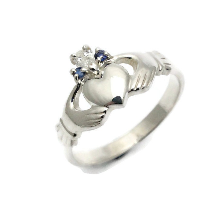 Claddaghring , Echter Diamant Und Saphir Claddaghring. 9K, 14K Oder 18K Rosé, Weiß - Gelbgold Platin Claddagh von Ascheron