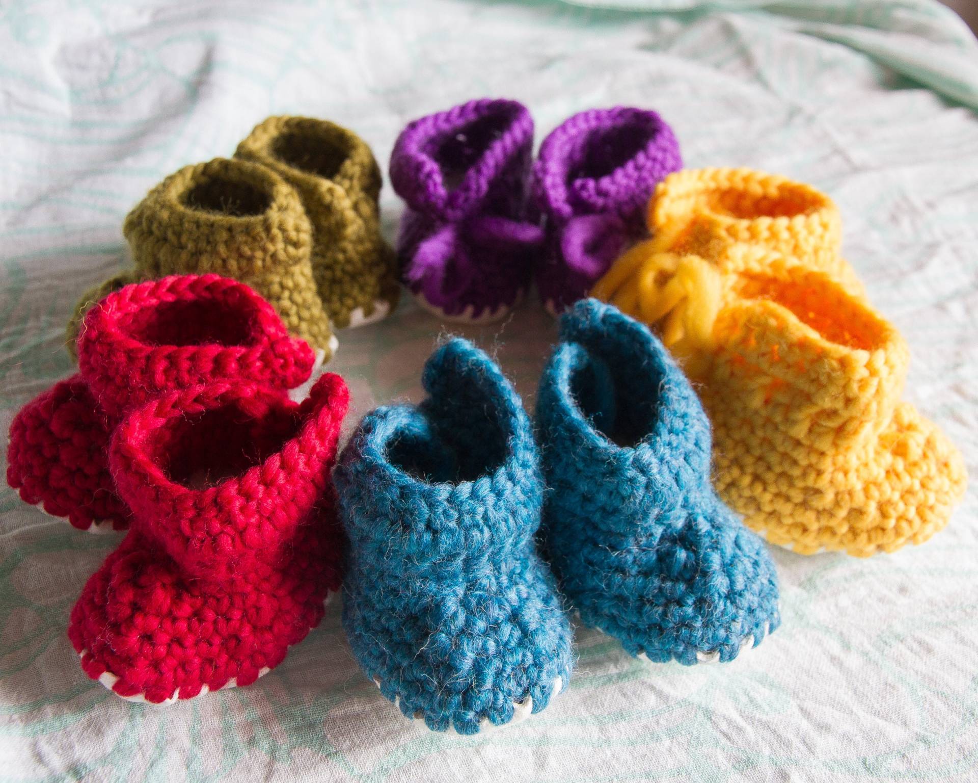 Gehäkelte Schaffell Hausschuhe, Neugeborene Baby Wolle Padraig Baby-Hausschuhe, Baby-Dusche-Geschenk, Made To Order, Brauch Gehäkelte Schaffell Hausschuhe, Neugeborene Baby Wolle Padraig Baby-Hausschuhe, Baby-Dusche-Geschenk, Made To Order, Brauch von AshandEwe