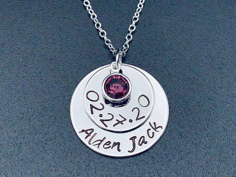 Handgestempelte Mama Halskette - Personalisierter Schmuck Edelstahl My Baby Info | Name Und Geburtsdaten von Ashijewelers