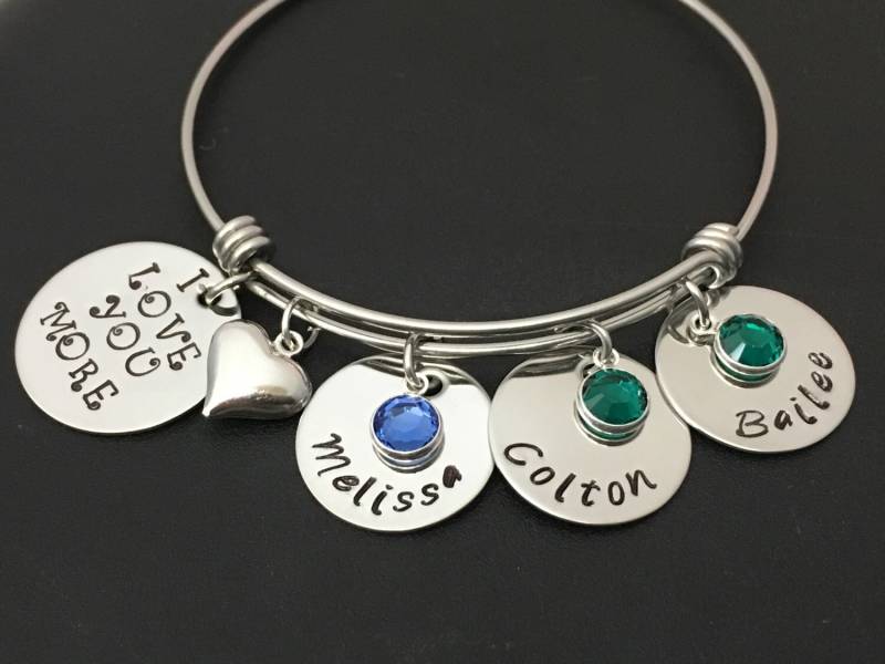 Ich Liebe Dich Mehr - Personalisierte Namen Armreif Mama Valentinstag Geschenk Erweiterbare Draht Name Birthstone Armband Familie von Ashijewelers