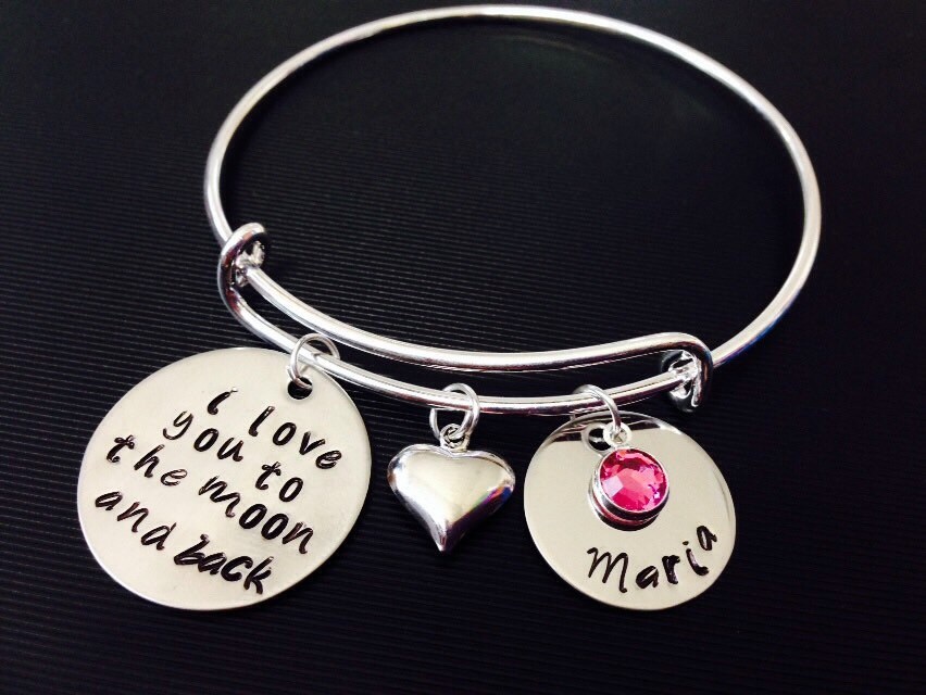 Ich Liebe Dich Zum Mond Und Zurück-Personalisierte - Mama Hand Gestempelt Schmuck Erweiterbare Draht Armreif Name Birthstone Armband Familie von Ashijewelers