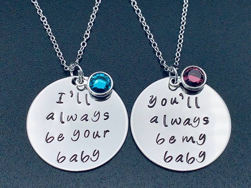 Ich Werde Immer Ihr Baby Sein "Du Wirst Mein Sein" Hand Gestempelt Edelstahl Anhänger Halskette - Paare Schmuck von Ashijewelers