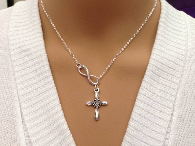 Lariat Stil Infinity Und Kreuz Halskette von Ashijewelers