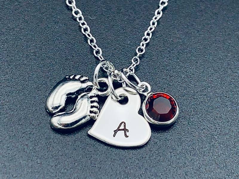 Neue Mutter, Mama Zu Sein, Neue Schmuck, Geschenk, Baby Füße Halskette, Einzigartige Baby-Dusche, Geschenke Für Süße Geschenke von Ashijewelers