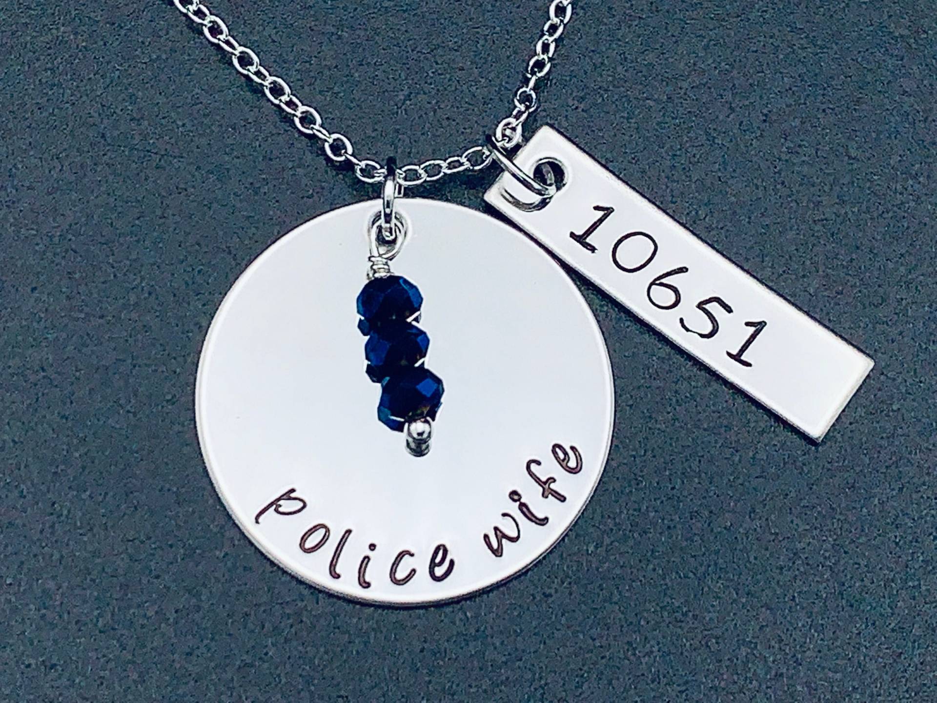 Personalisierte Dünne Blaue Linie Polizei Frau Halskette - Polizist Halskette-Personalisierte Sheriff Frau-stellvertreter Frau-Trooper Frau-Dünne von Ashijewelers