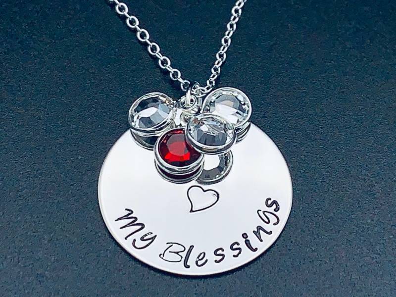 Personalisierte Schmuck - Mama Halskette Mein Segen Bis Zu Vier Birthstones von Ashijewelers