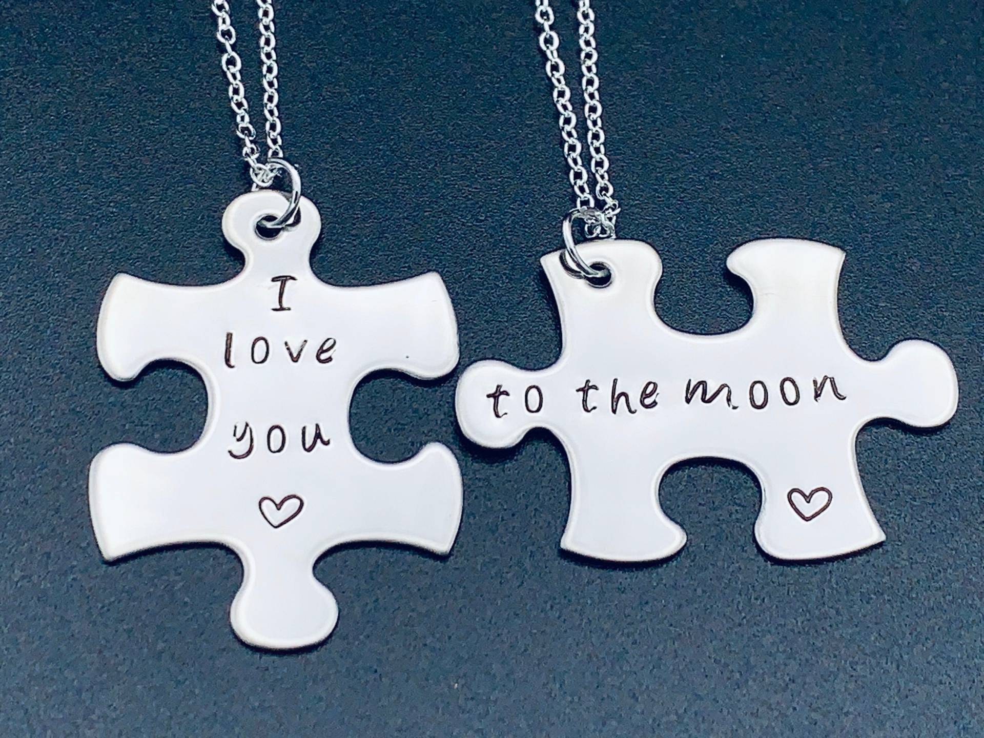 Valentinstag Geschenk /Personalisierte Puzzle Stück Halskette Set - Ich Liebe Dich Zum Mond Und Zurück Für Paare Ihn Ihre Autismus-Bewusstsein von Ashijewelers